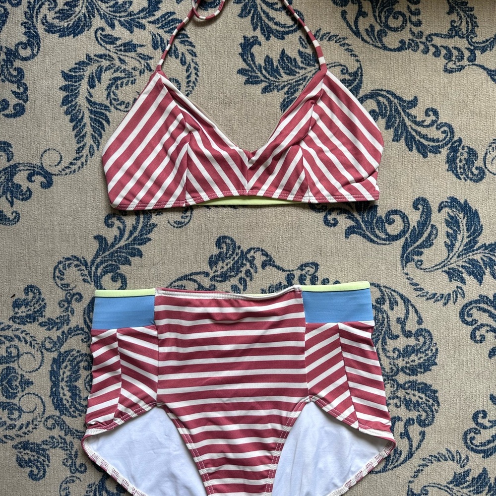 HTF Retro Seea Bikini